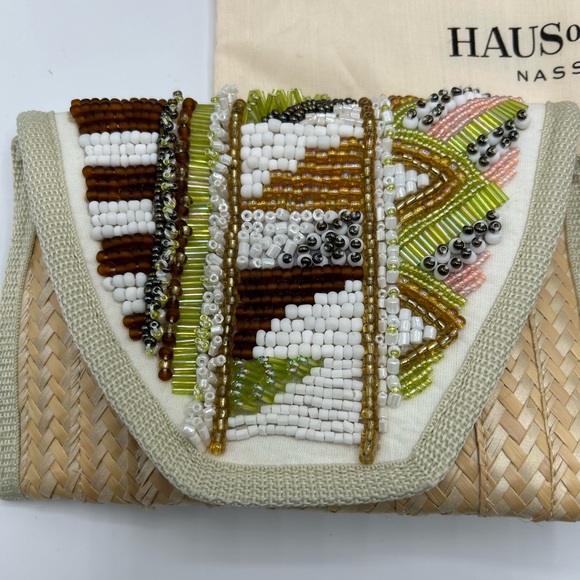NWT HAUS ASSEMBLY of Nassau, Bahamas beaded espadrilles and matching clutch set. - Picture 2 of 5